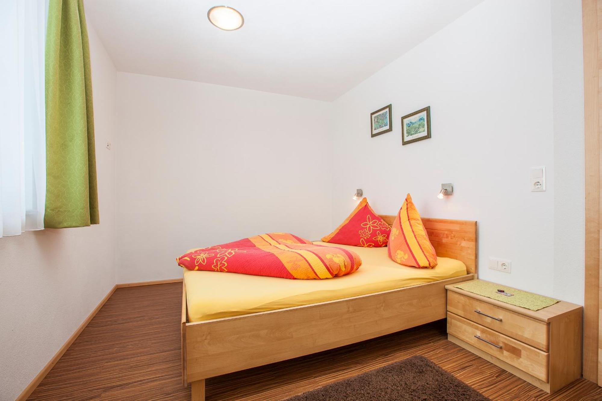 Conny'S Apartments ノイシュティフト・イム・シュトゥーバイタール 部屋 写真